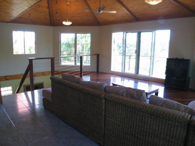 89a Horseshoe Bay Road, Bowen QLD 4805