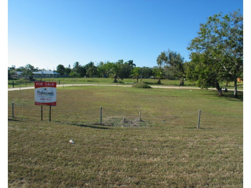 10 Don Street, Bowen QLD 4805