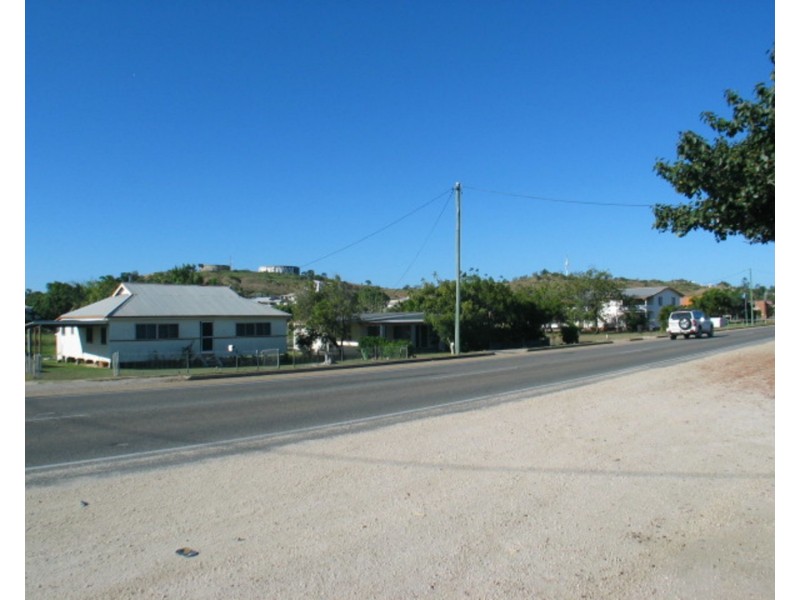 10 Don Street, Bowen QLD 4805