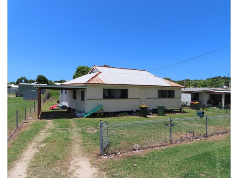 10 Don Street, Bowen QLD 4805