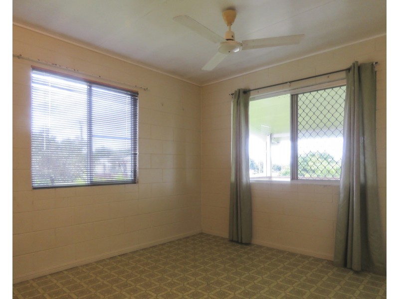 10 Don Street, Bowen QLD 4805