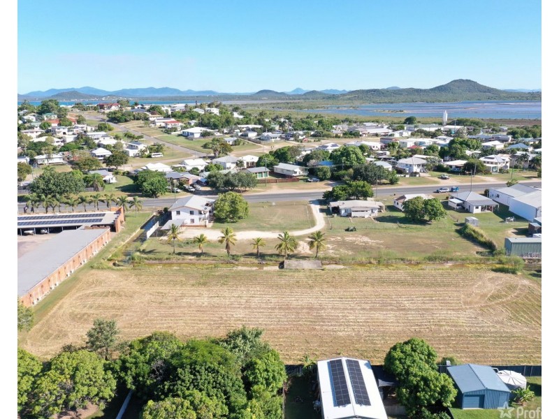 10 Don Street, Bowen QLD 4805