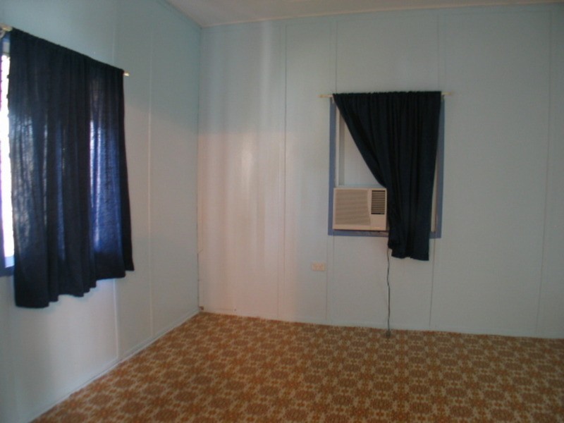 28 Poole Street, Bowen QLD 4805