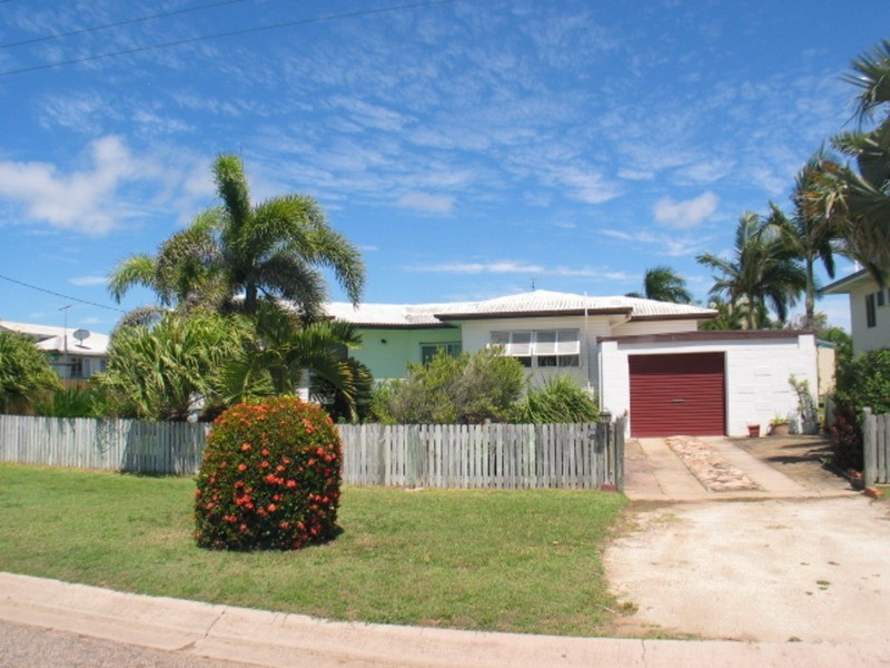 75 Queens Beach Esplanade, Bowen QLD 4805