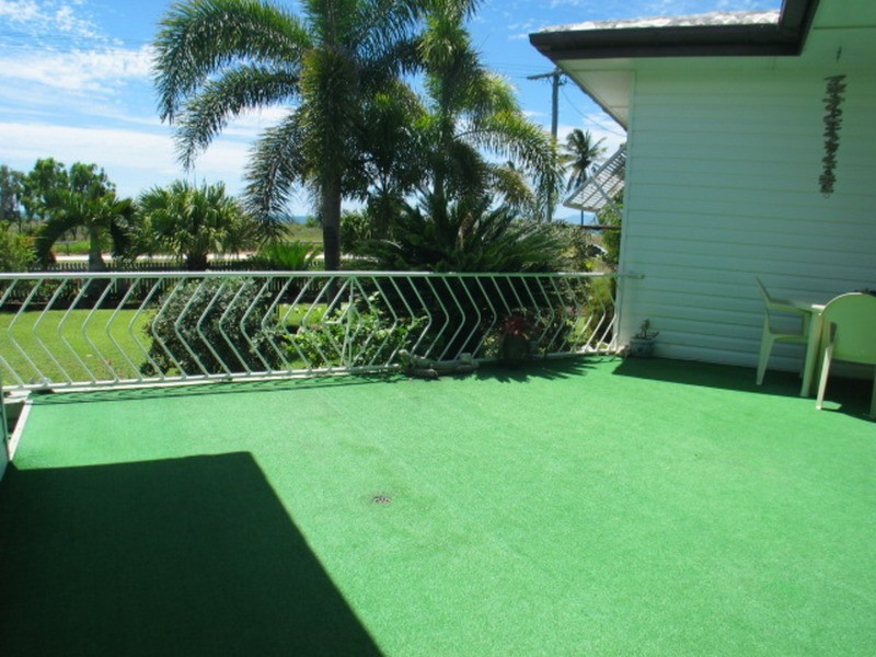 75 Queens Beach Esplanade, Bowen QLD 4805