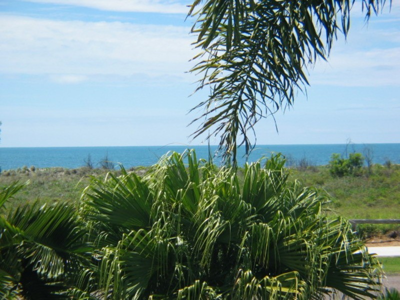 75 Queens Beach Esplanade, Bowen QLD 4805