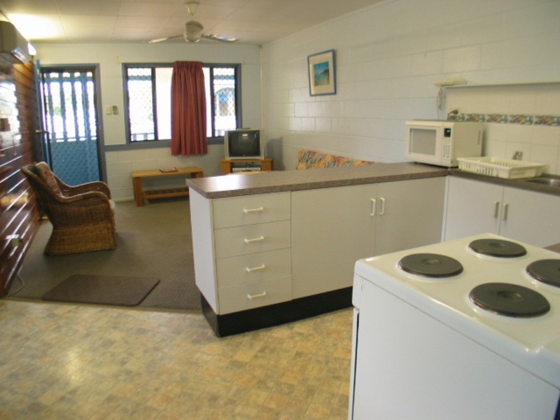 4/47 Horseshoe Bay Road, Bowen QLD 4805