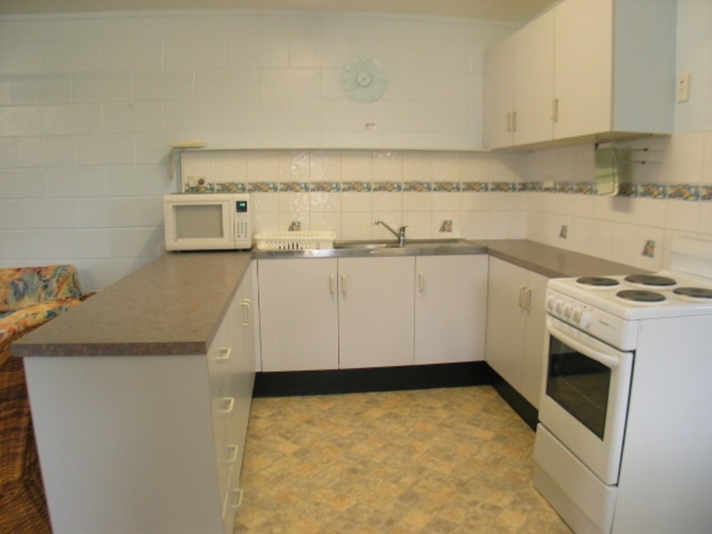 4/47 Horseshoe Bay Road, Bowen QLD 4805