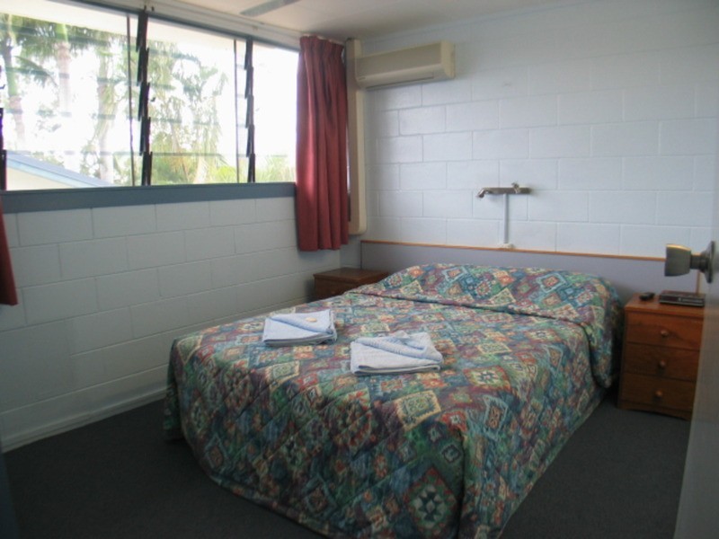 4/47 Horseshoe Bay Road, Bowen QLD 4805