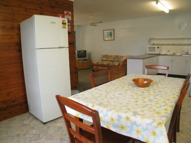 4/47 Horseshoe Bay Road, Bowen QLD 4805