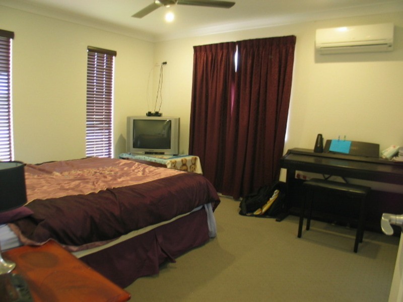 8  Lemon Grove, Bowen QLD 4805
