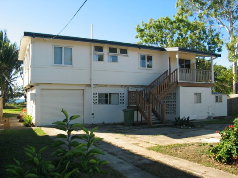 30 Horseshoe Bay Road, Bowen QLD 4805