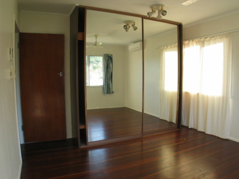 30 Horseshoe Bay Road, Bowen QLD 4805