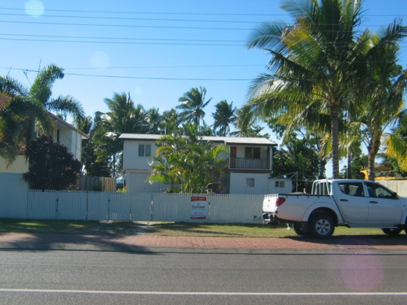 30 Horseshoe Bay Road, Bowen QLD 4805