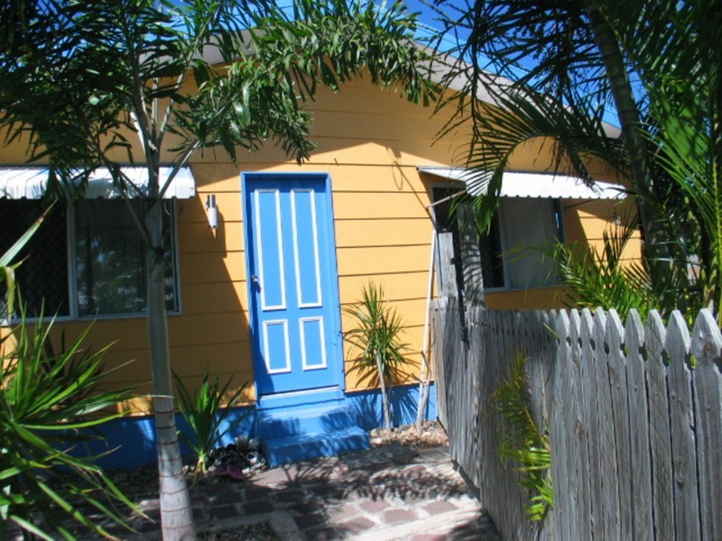 18 Gloucester Street, Bowen QLD 4805