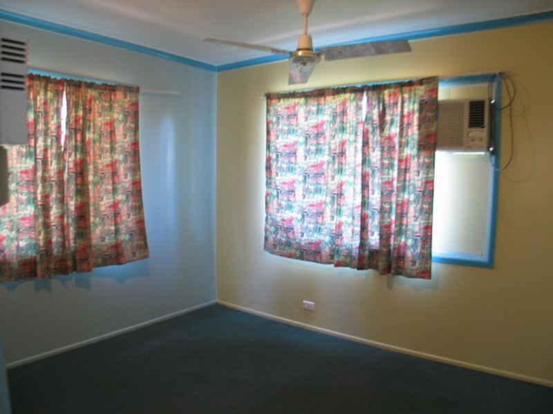 18 Gloucester Street, Bowen QLD 4805