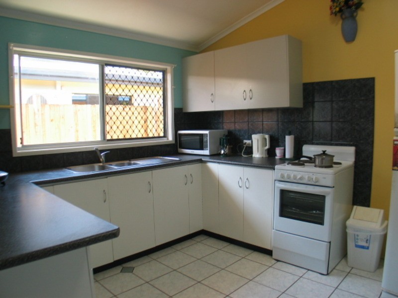 18 Gloucester Street, Bowen QLD 4805