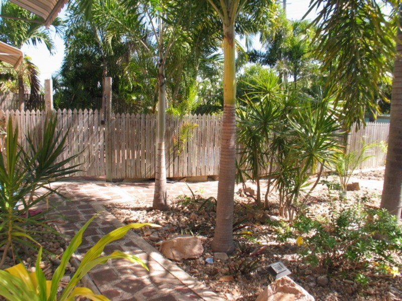18 Gloucester Street, Bowen QLD 4805