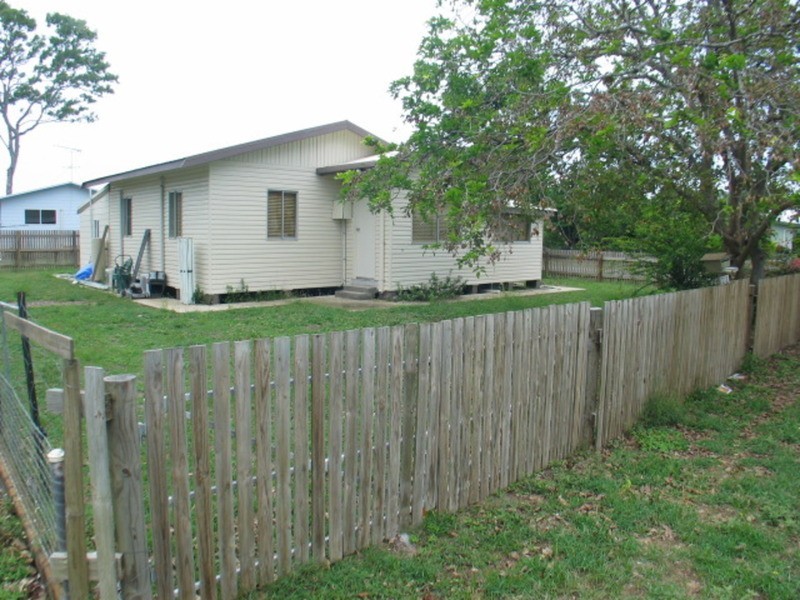 22 Gilbert Street, Bowen QLD 4805