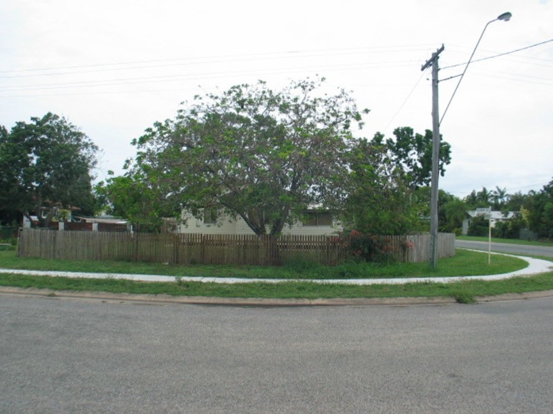 22 Gilbert Street, Bowen QLD 4805