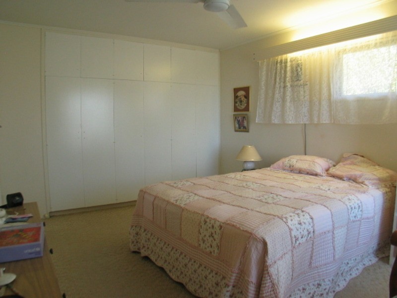 9 Elphinstone Street, Bowen QLD 4805