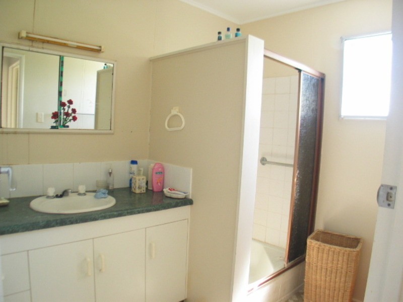 9 Elphinstone Street, Bowen QLD 4805