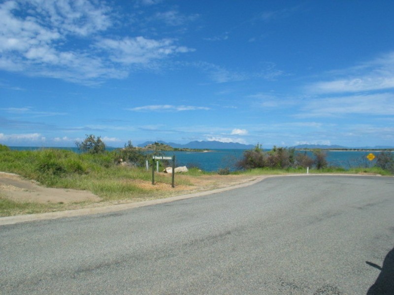 9 Elphinstone Street, Bowen QLD 4805