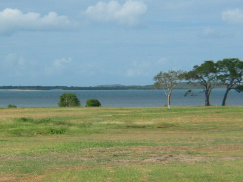 20 Marine Parade, Bowen QLD 4805