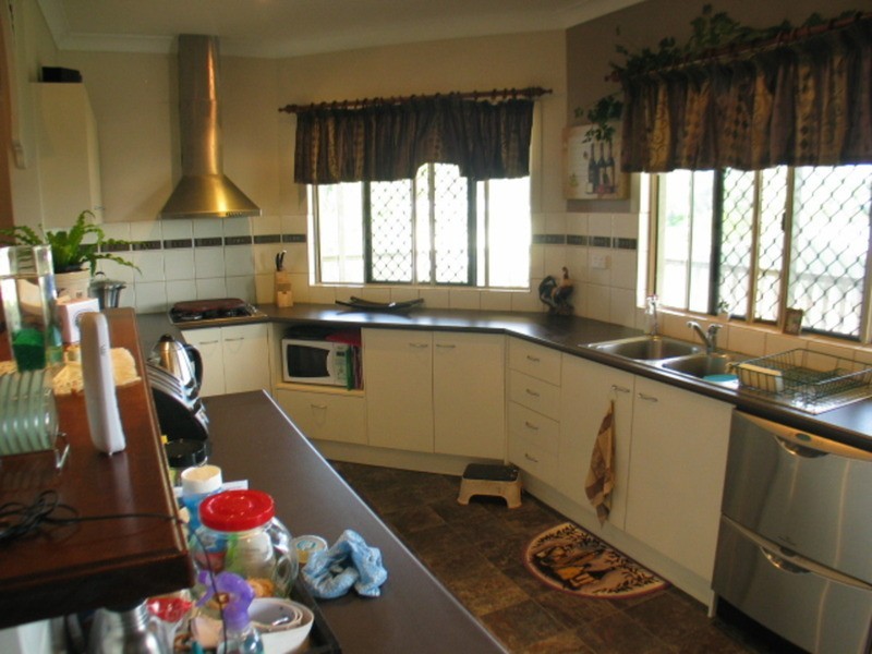1 Craigie Court, Bowen QLD 4805