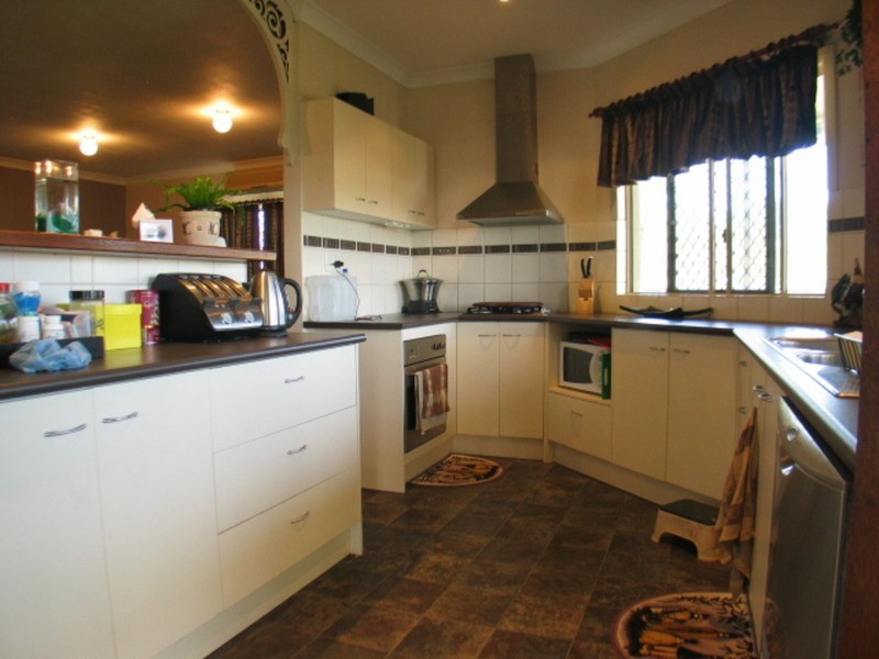 1 Craigie Court, Bowen QLD 4805