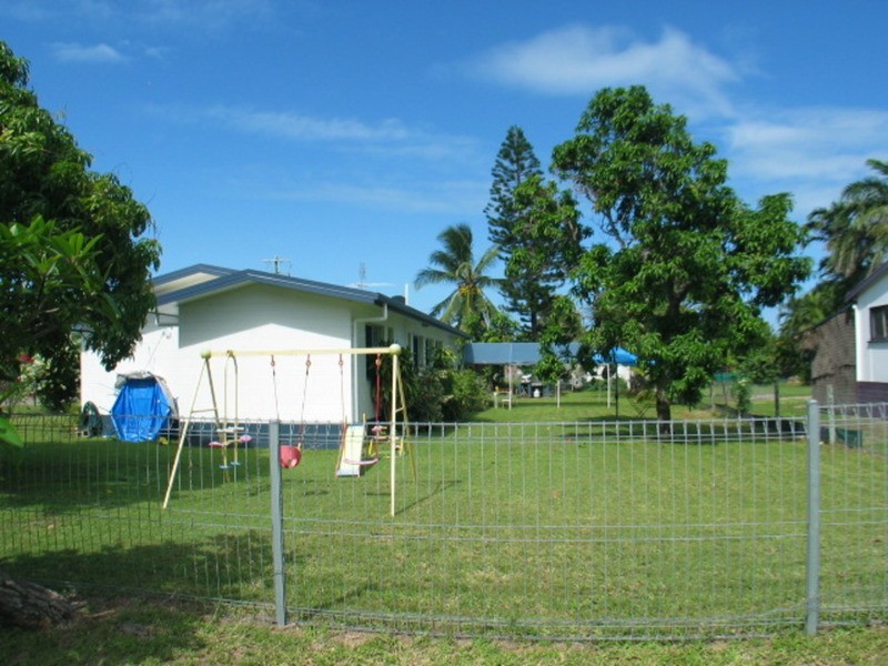 36 Creek Street, Bowen QLD 4805