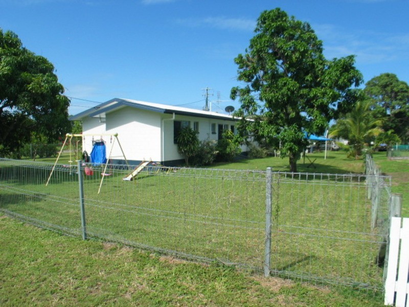 36 Creek Street, Bowen QLD 4805