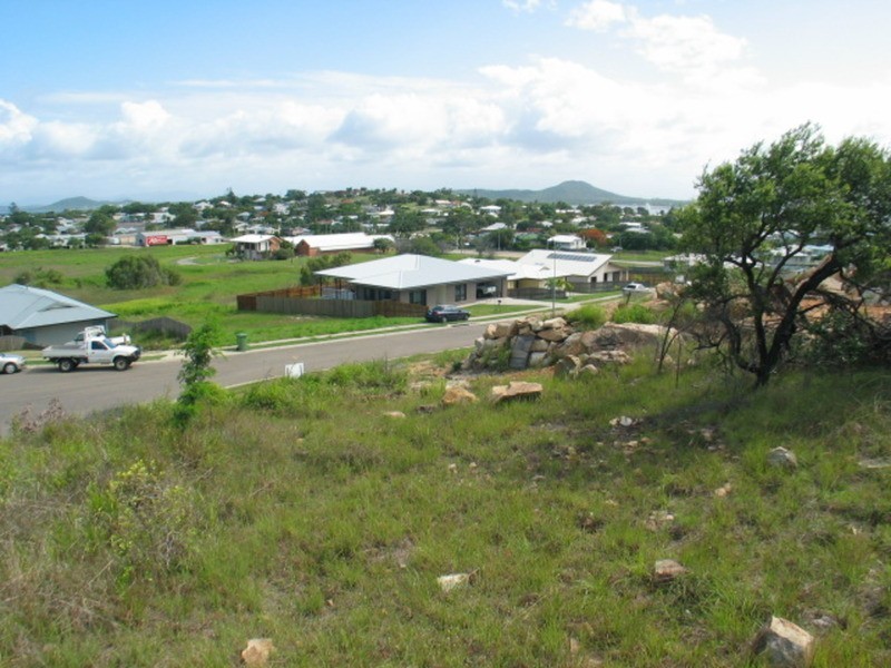 6 Yardley Court, Bowen QLD 4805