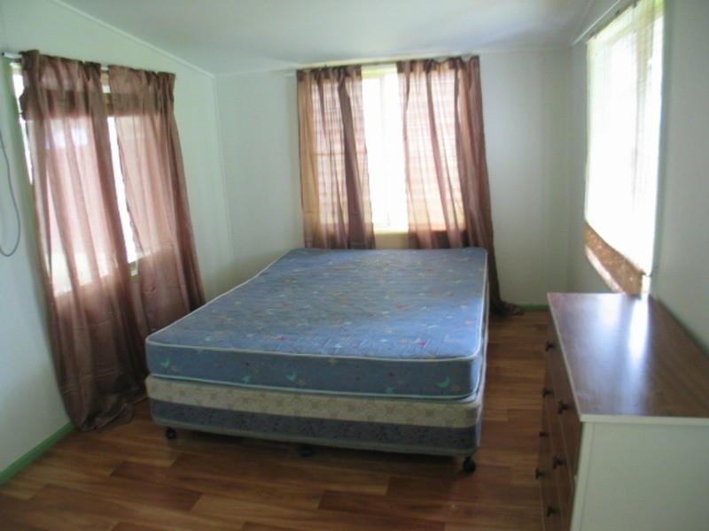 2/6 Webster Street, Bowen QLD 4805