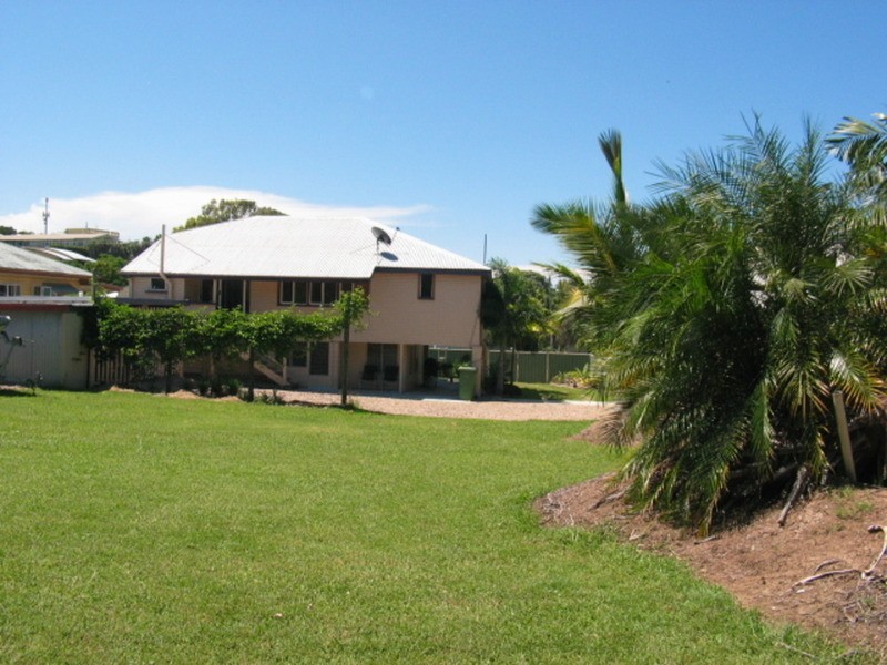 31 Livingstone Street, Bowen QLD 4805