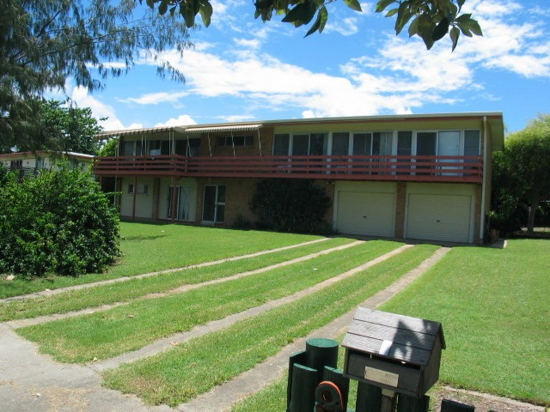 9 Bluewater Parade, Bowen QLD 4805