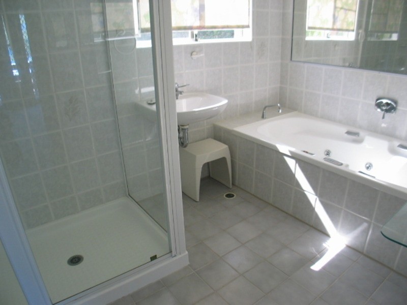 9 Bluewater Parade, Bowen QLD 4805