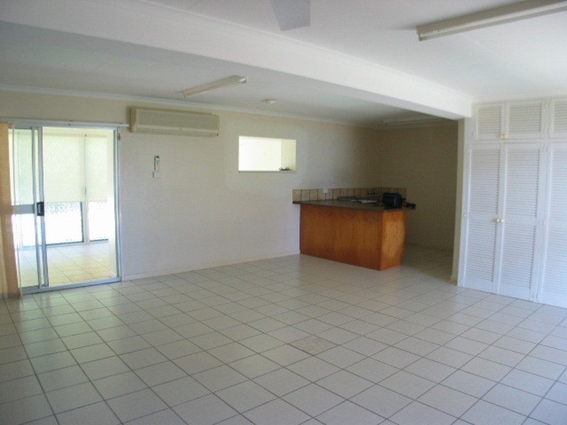 9 Bluewater Parade, Bowen QLD 4805