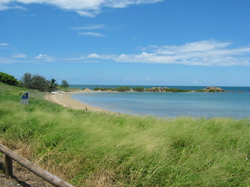 9 Bluewater Parade, Bowen QLD 4805