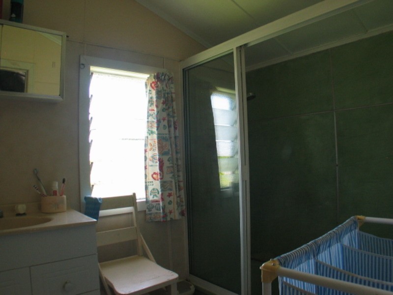 37 Livingstone Street, Bowen QLD 4805