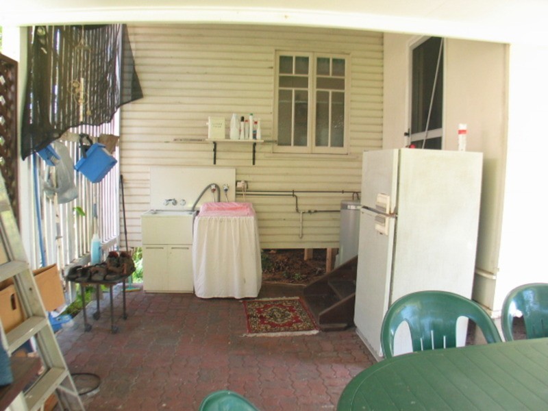 37 Livingstone Street, Bowen QLD 4805