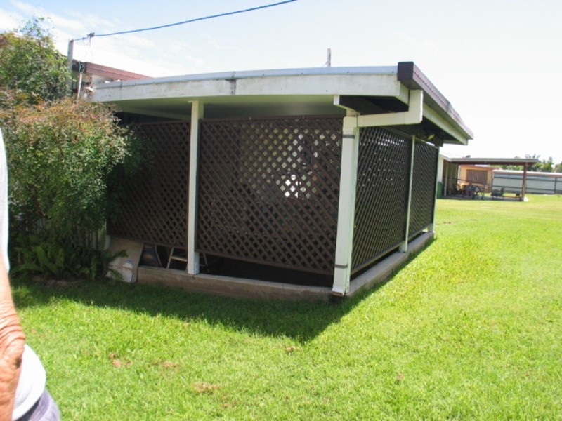 37 Livingstone Street, Bowen QLD 4805