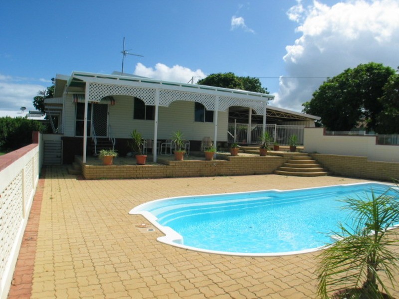 15 King Street, Bowen QLD 4805