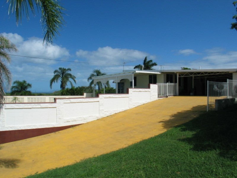 15 King Street, Bowen QLD 4805