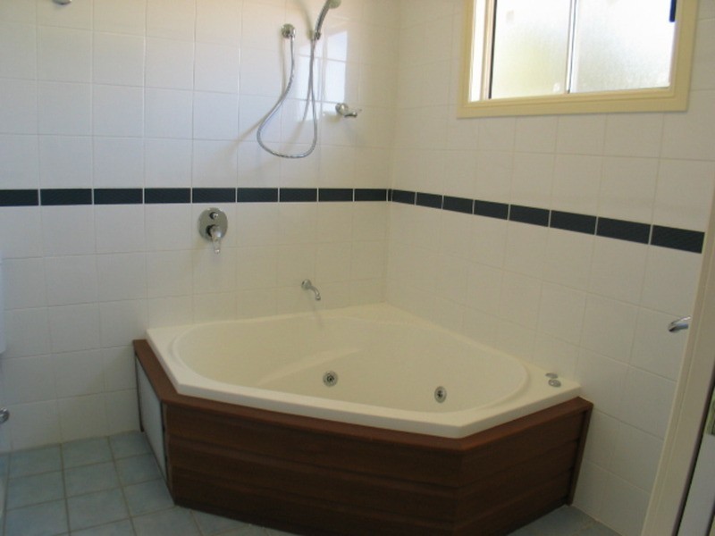 20 Yardley Court, Bowen QLD 4805