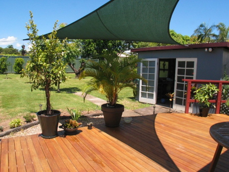 9 Darwen Street, Bowen QLD 4805