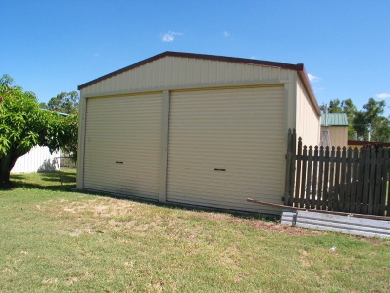 17 Macarthur Street, Collinsville QLD 4804