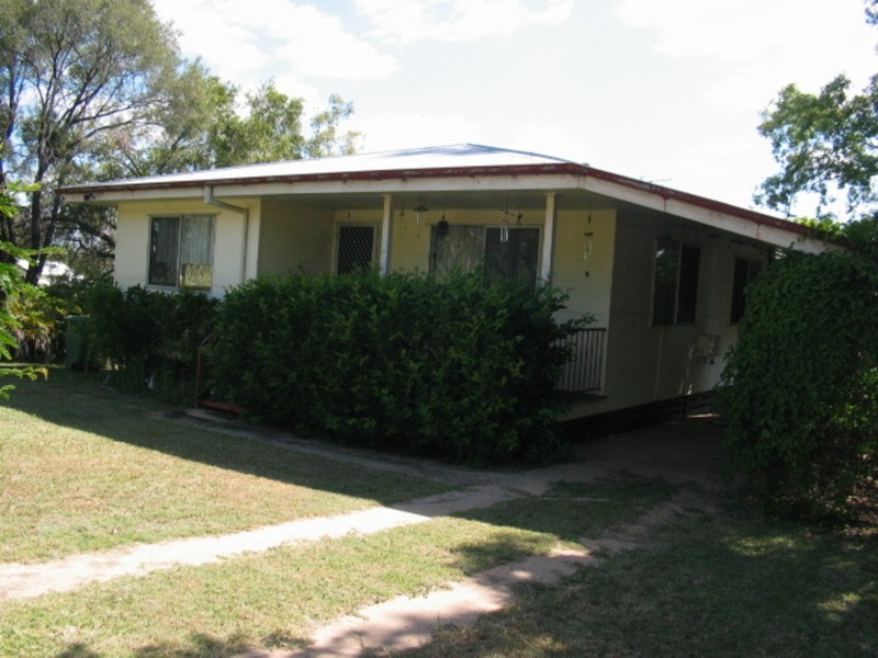 65 Station Street, Collinsville QLD 4804