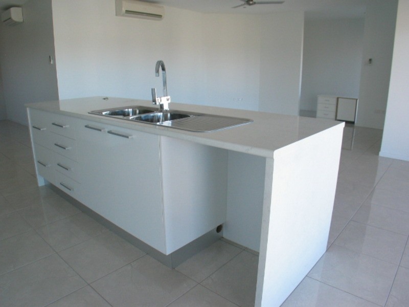 5 Silk Road, Bowen QLD 4805