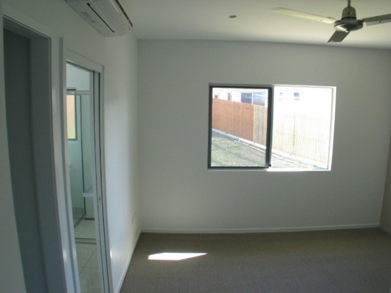 5 Silk Road, Bowen QLD 4805